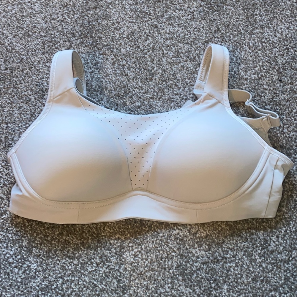 NWOT Lululemon Bra